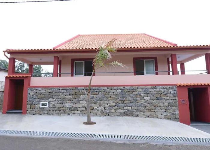 Spacious With Pool In Prazeres - 150m² 公寓 Campanário